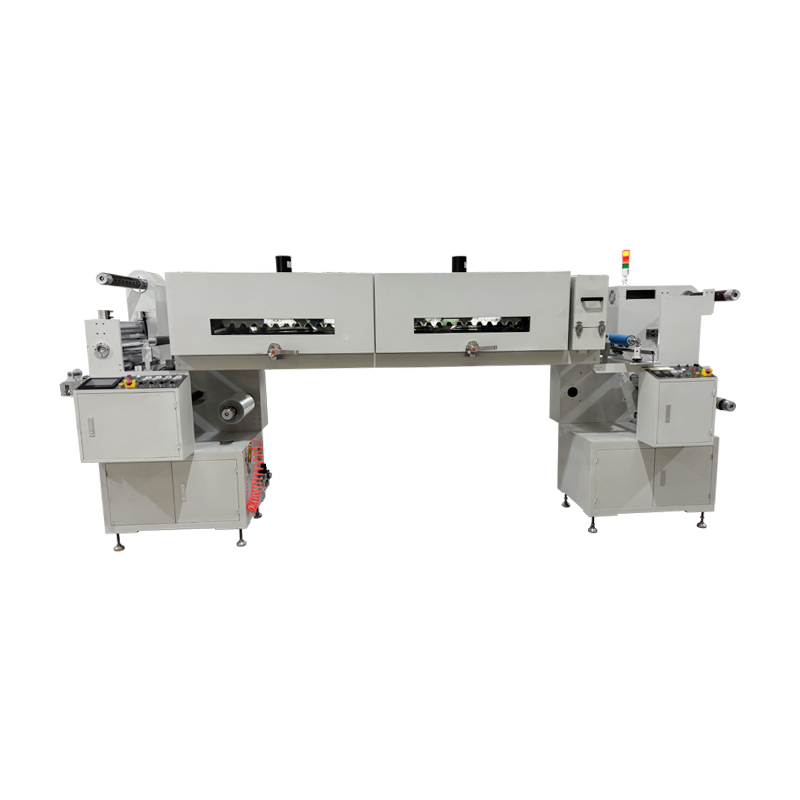 电池（chí）隔膜涂（tú）布机的特点